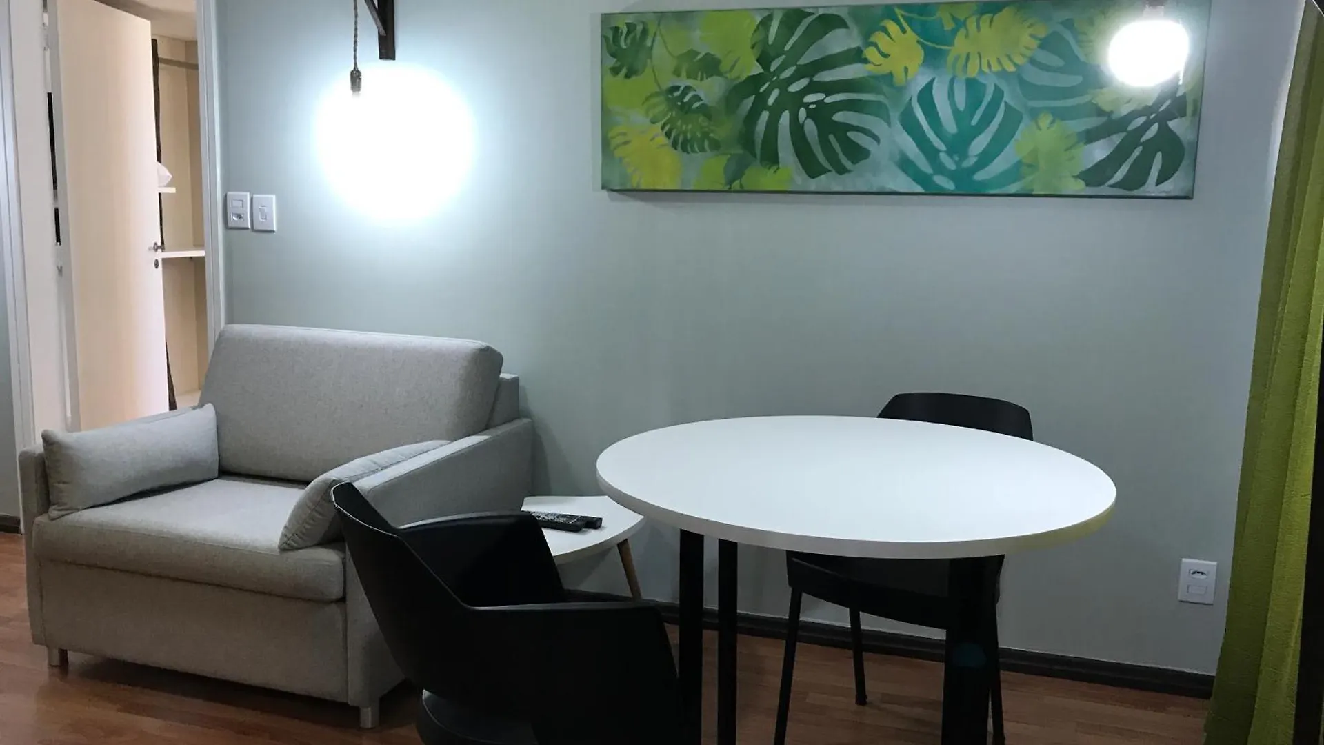 Eko Residence Hotel - Proximo A Santa Casa E Auditorio Araujo Vianna ポルト・アレグレ ブラジル